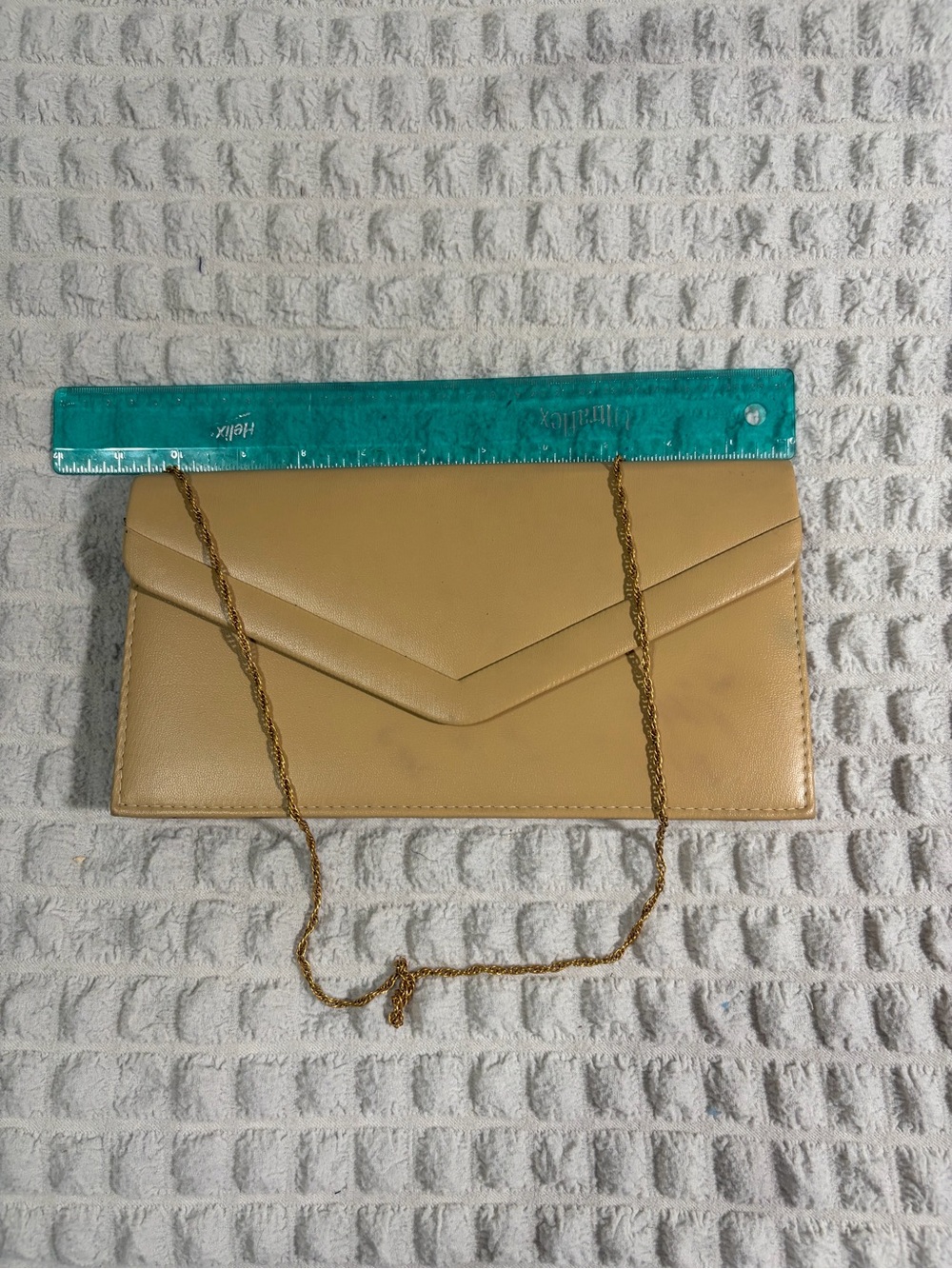 Vintage Envelope Crossbody Clutch in Tan with Gold Chain Strap
